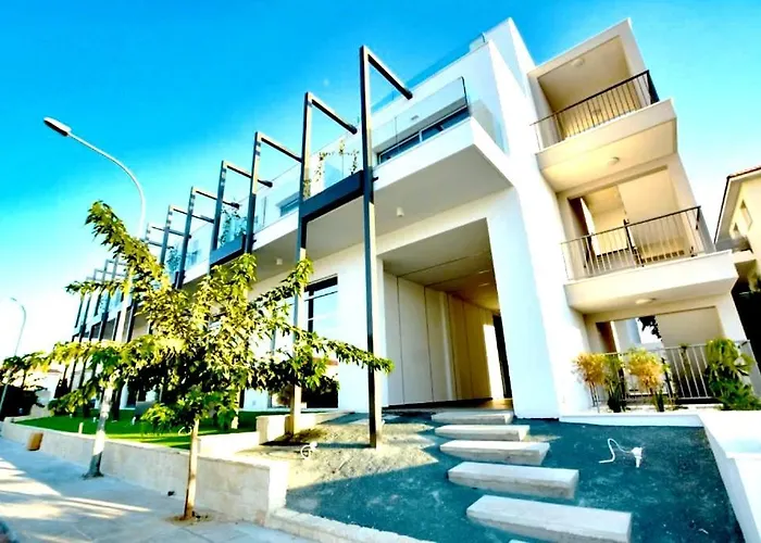 My Mythical Pearl Villa